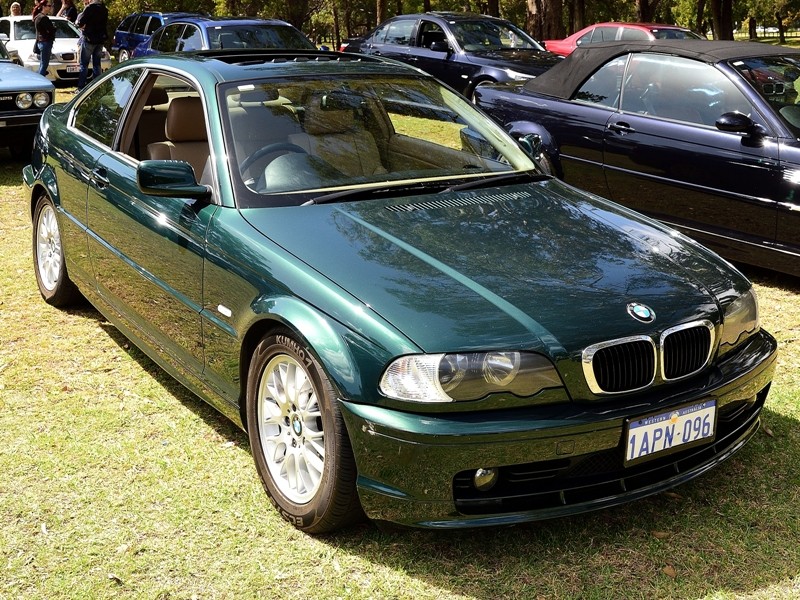 2000 BMW 323Ci