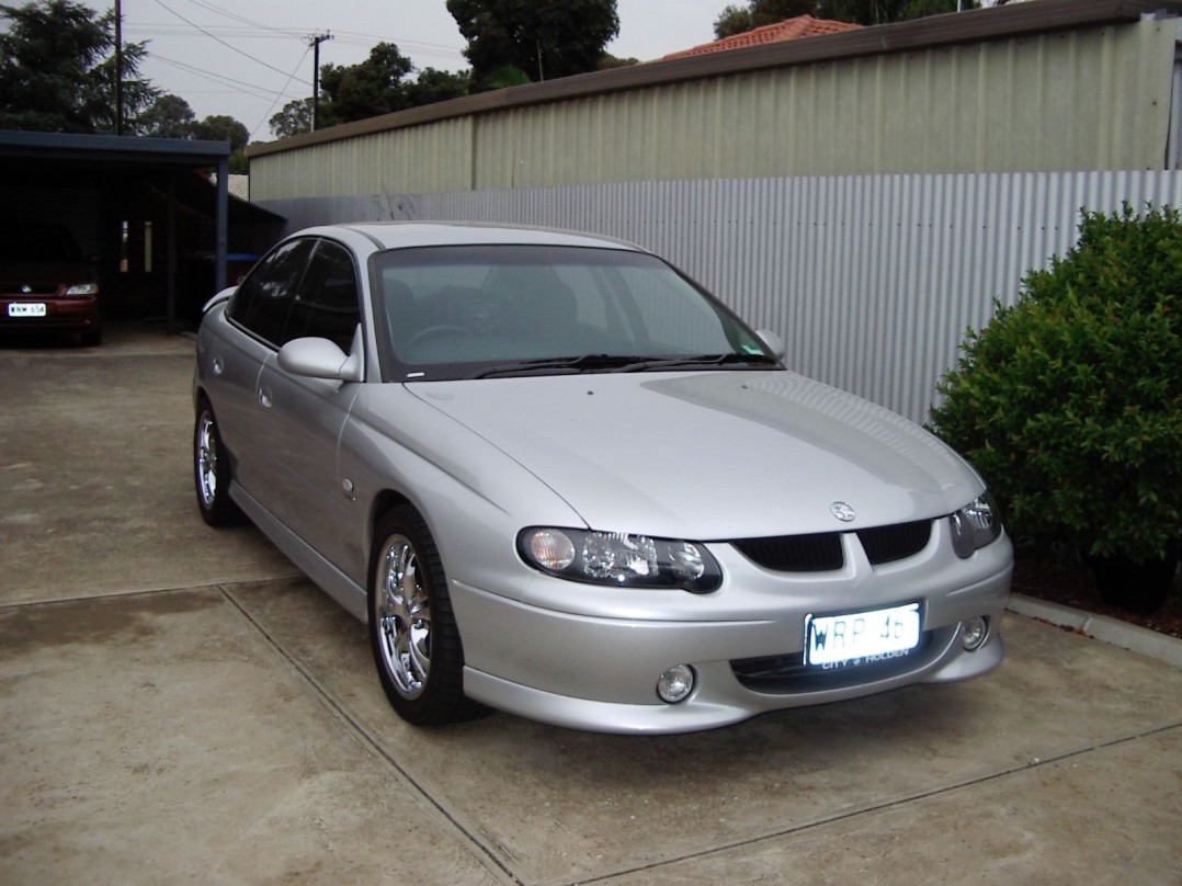 2001 Holden COMMODORE VX SS