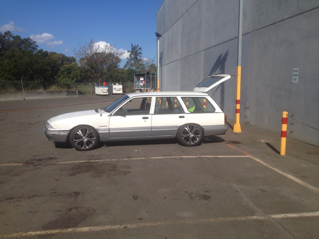 1986 Holden Commodore VL