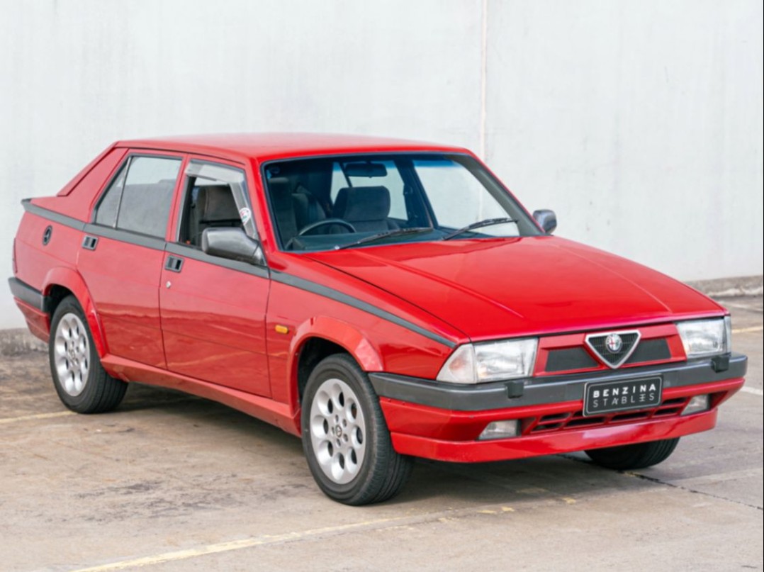 1989 Alfa Romeo 75 2.0 TWIN SPARK