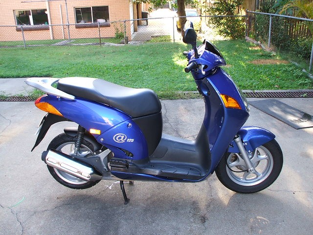 2004 Honda 125cc @125 (NES125)