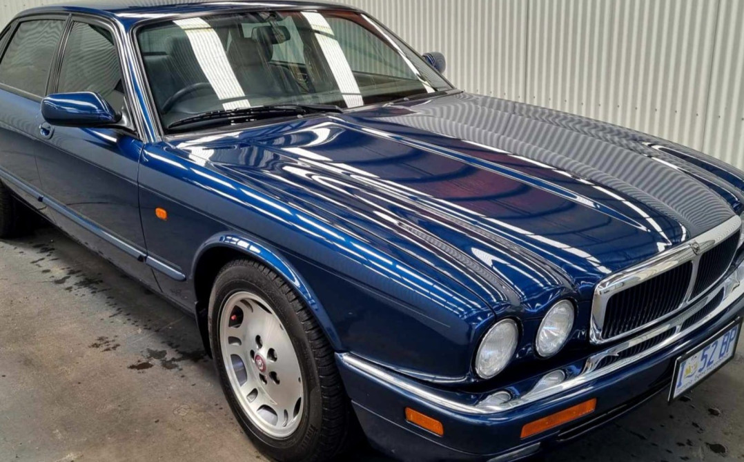 1994 Jaguar XJ X300 Sport