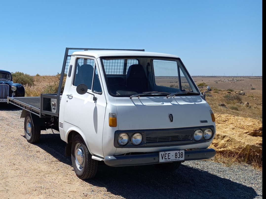 1974 Toyota RH11 Hiace