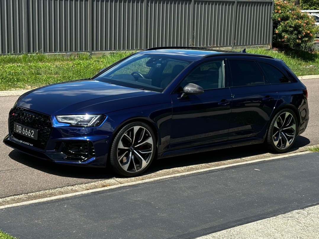 2019 Audi RS4 AVANT QUATTRO