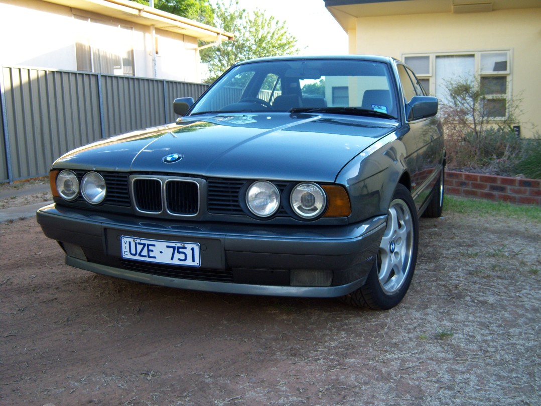 1989 BMW E34 520i