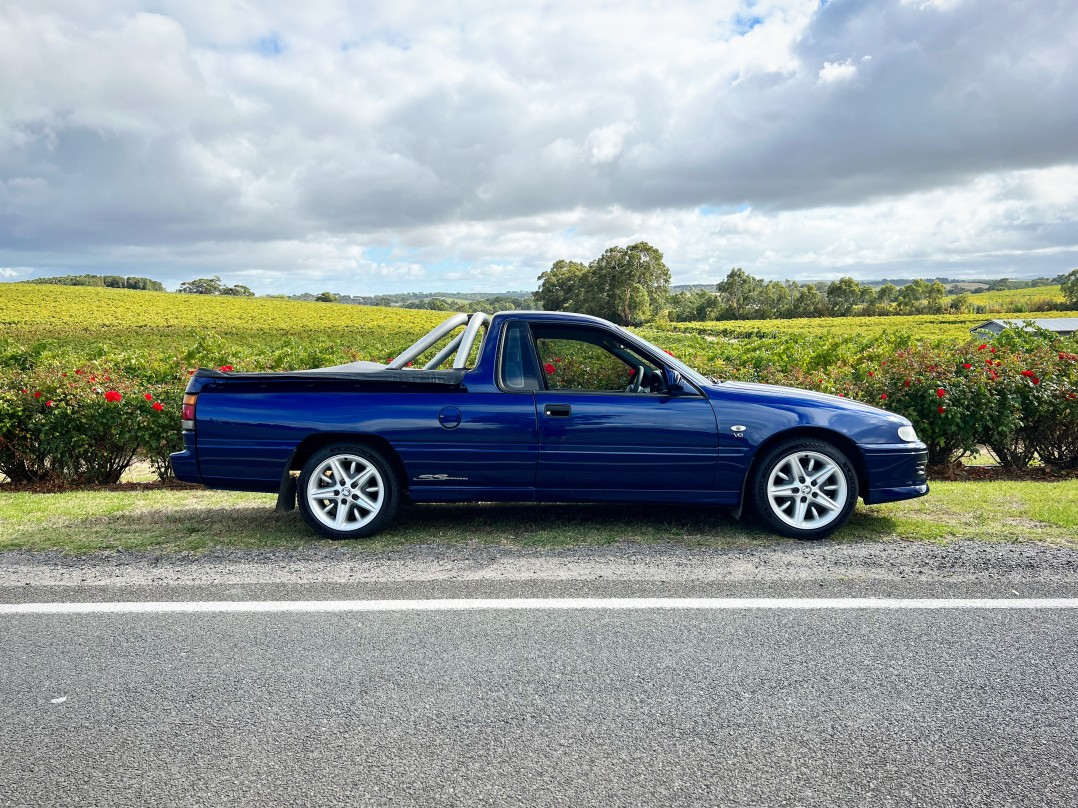 1999 Holden COMMODORE SS LIMITED EDITION