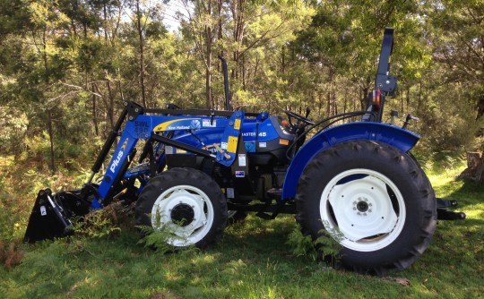 2016 New Holland Tractor