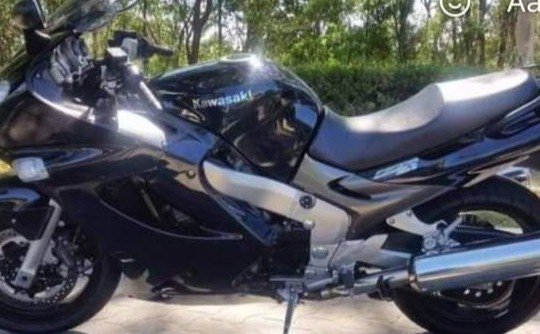 2002 Kawasaki ZZR 1200