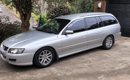 2006 Holden COMMODORE