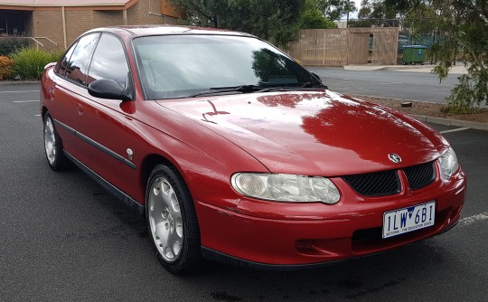 2001 Holden COMMODORE