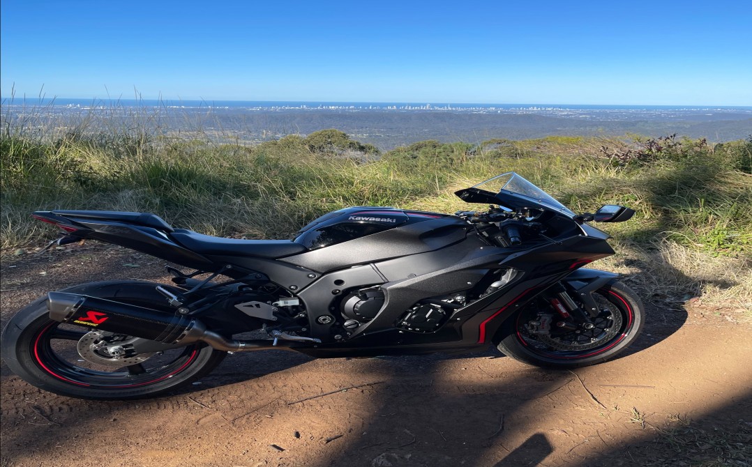 2022 Kawasaki 1043cc NINJA 1000