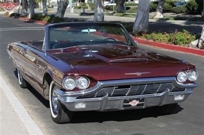 1965 Ford Thunderbird