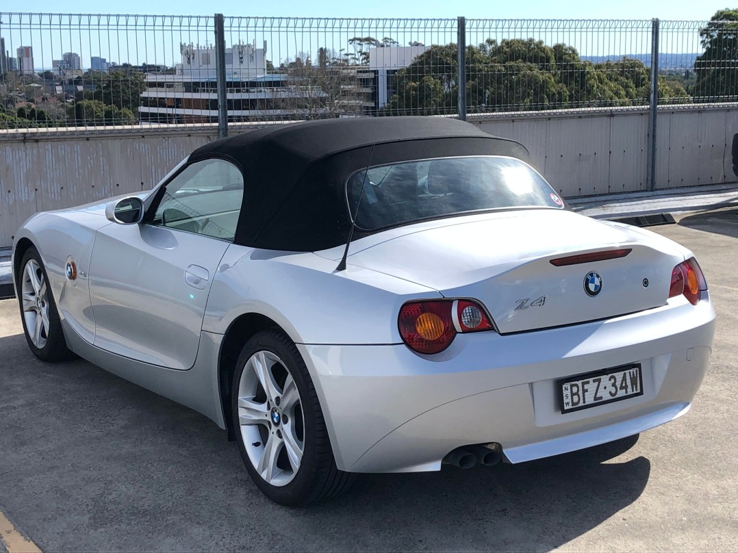 2003 BMW Z4 2.5i