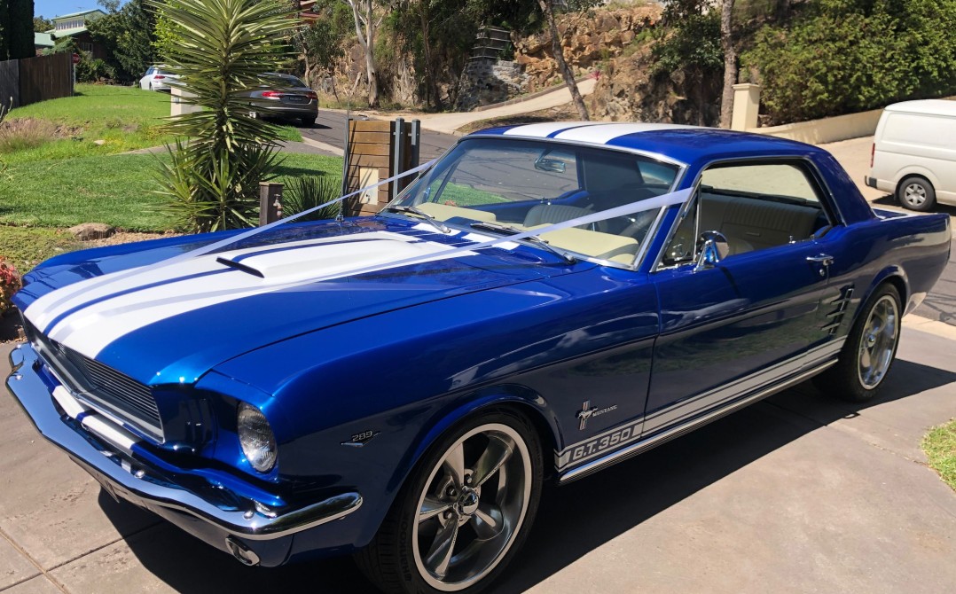 1966 Ford MUSTANG
