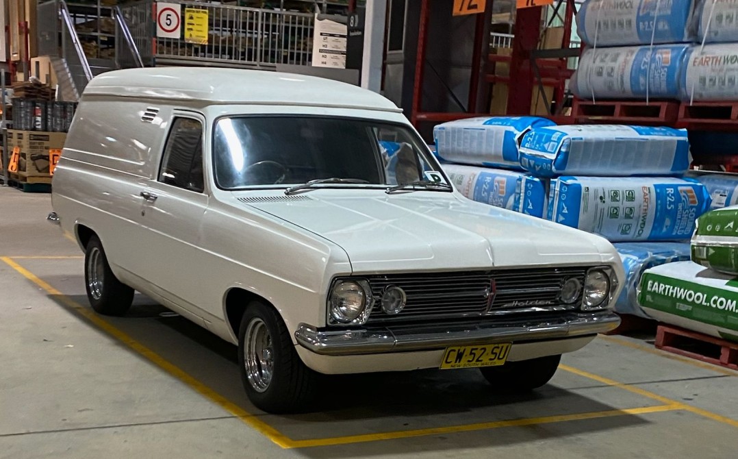 1967 Holden hr