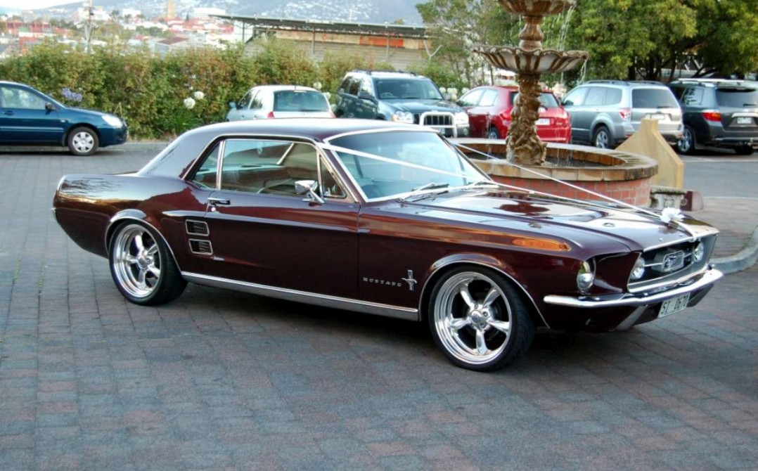 1967 Ford MUSTANG