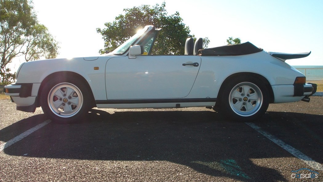 1985 Porsche 911 CARRERA