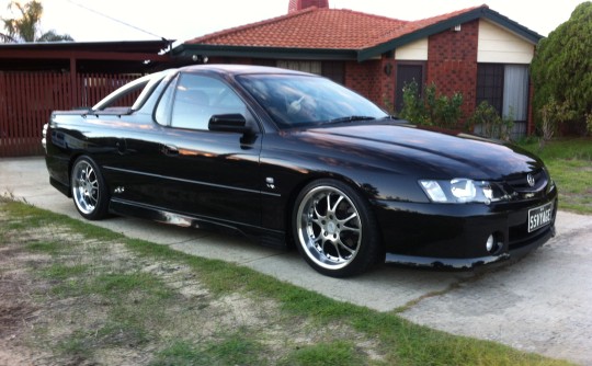 2004 Holden COMMODORE SS