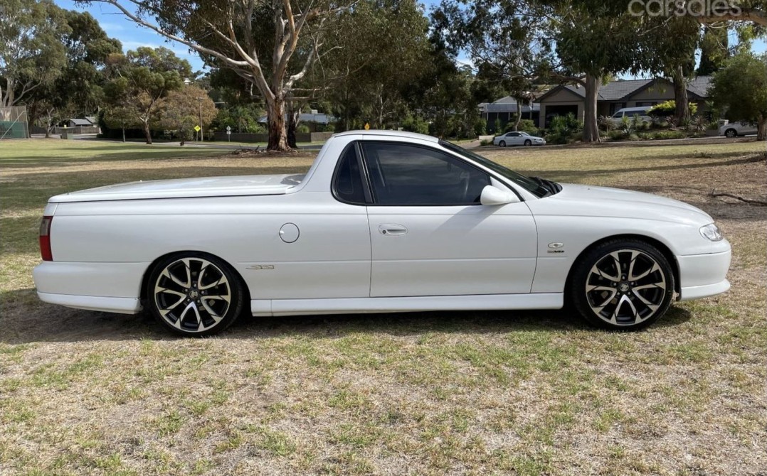 2002 Holden VU SS