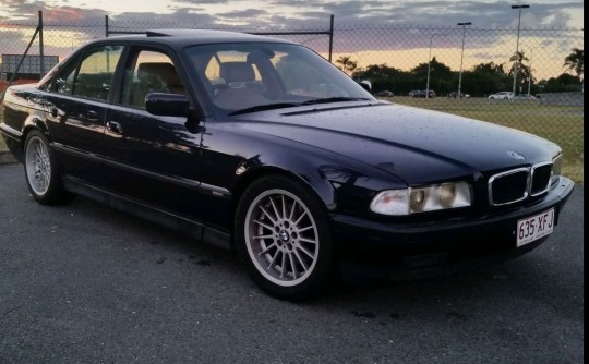 1998 BMW E38 740i