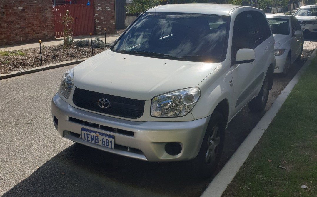 2004 Toyota RAV4 CV (4x4)