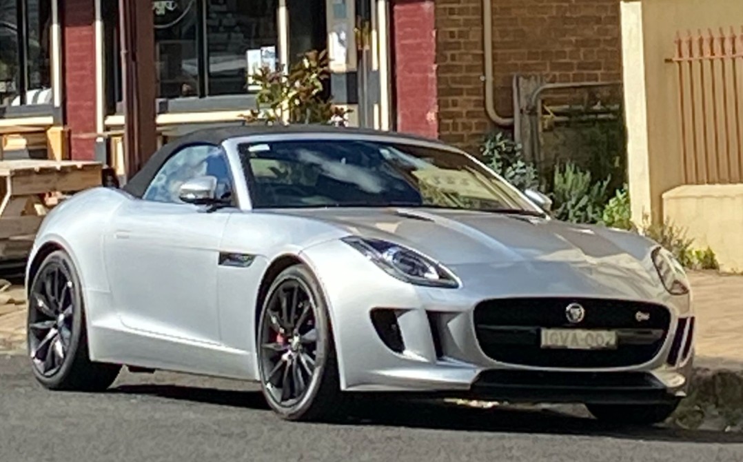 2013 Jaguar F type
