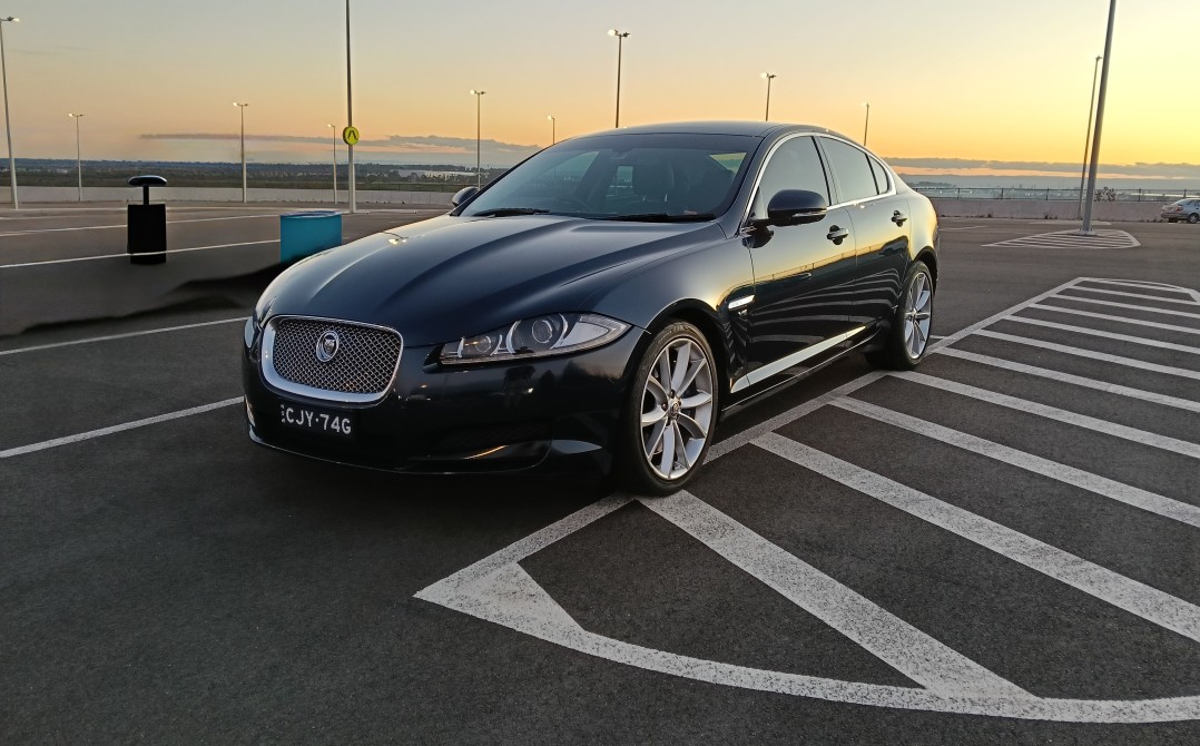 2013 Jaguar XF 3.0 V6 LUXURY