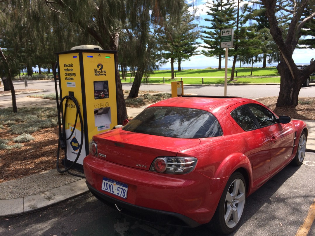 2005 Mazda XRX8