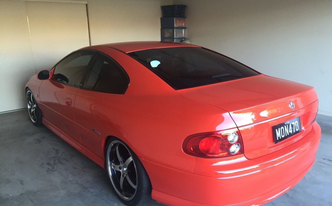 2002 Holden MONARO CV8