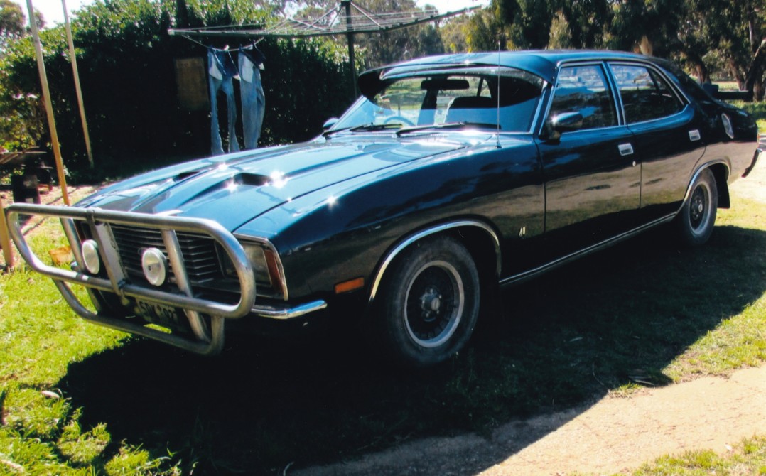 XC FORD FALCON V8