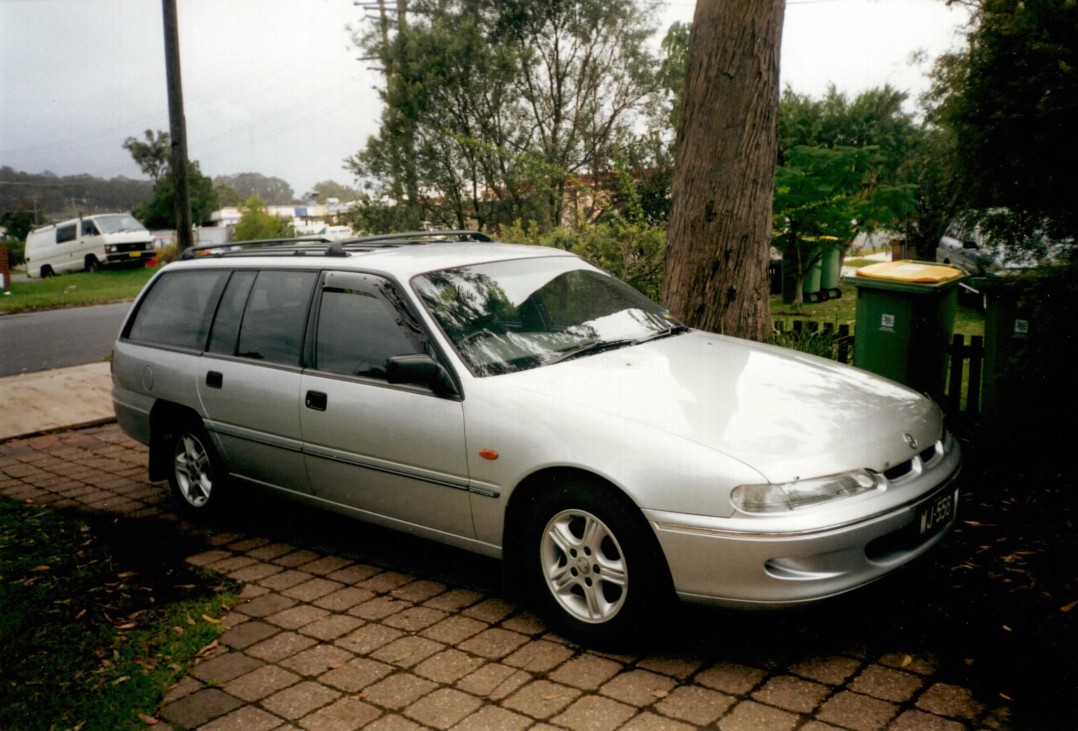 1997 Holden COMMODORE ESTEEM