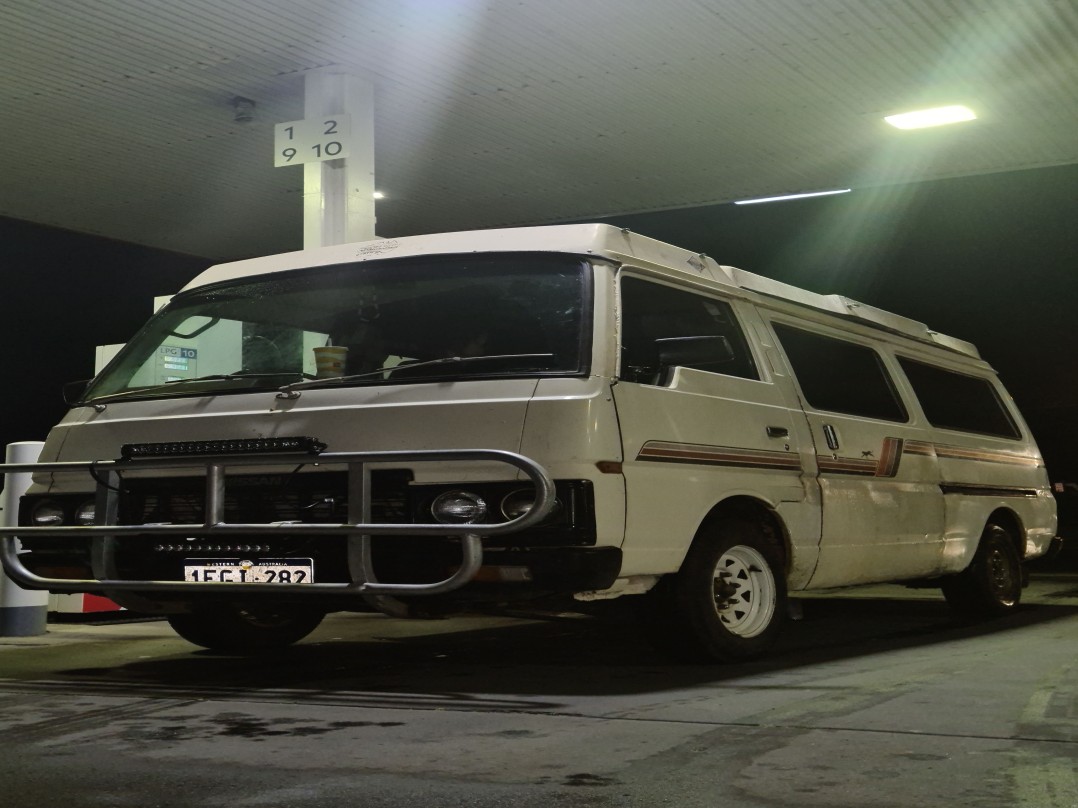 1985 Nissan URVAN (LWB)