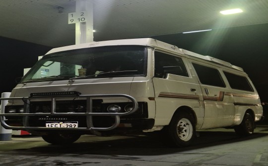 1985 Nissan URVAN (LWB)