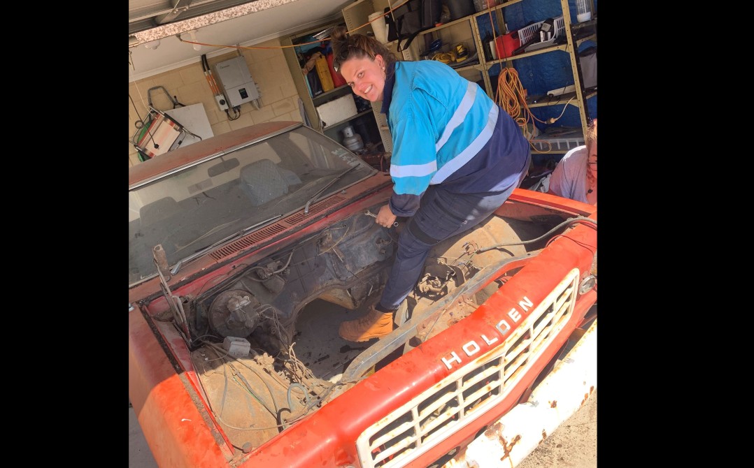 1972 Holden Commercial Front HQ One Tonne Ute