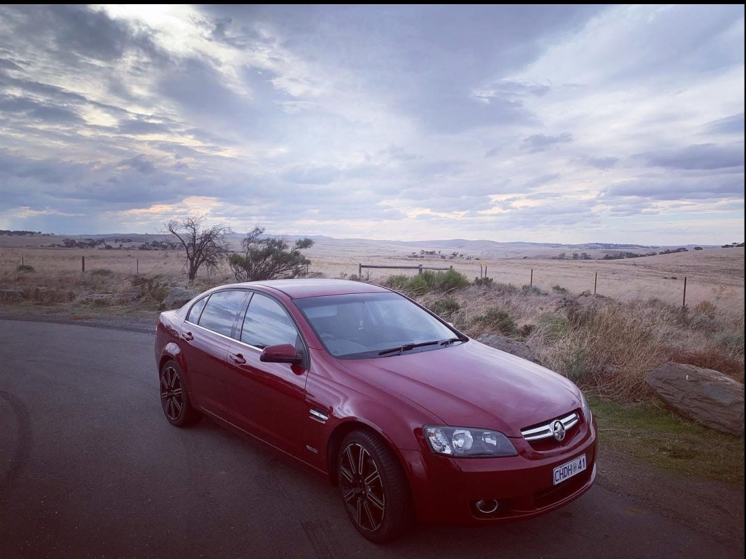 2010 Holden COMMODORE