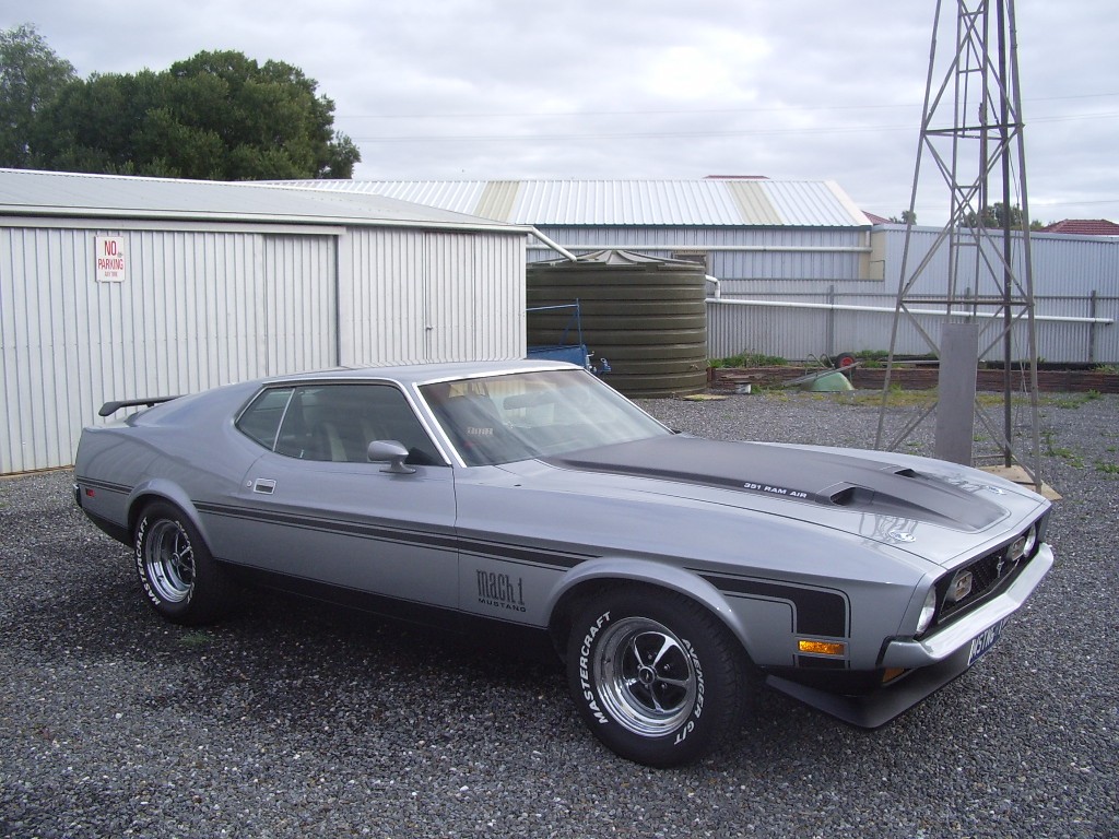 1971 Ford MUSTANG