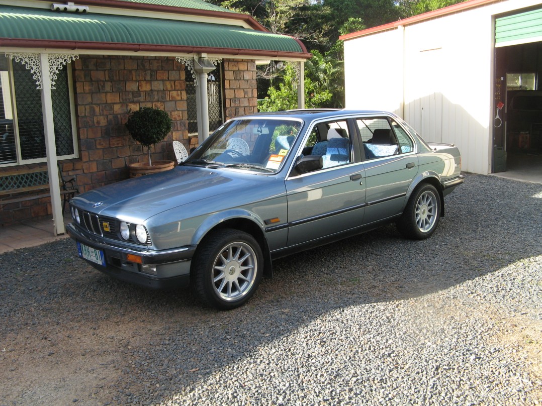 1987 BMW E30