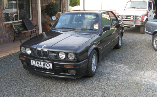 1991 BMW E30 318is