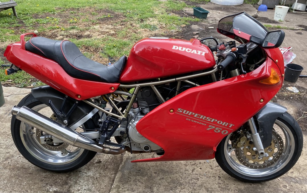 1994 Ducati 748cc 750 SS F/FAIRING