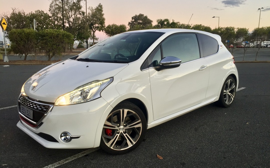 2013 Peugeot 208 GTi