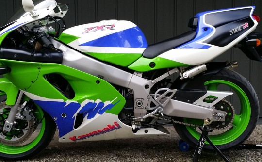 1993 Kawasaki 738cc ZX750M(ZXR750)