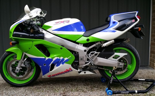 Kawasaki ZXR 750