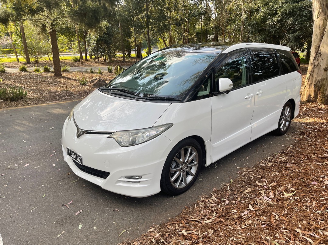 2006 Toyota Estima