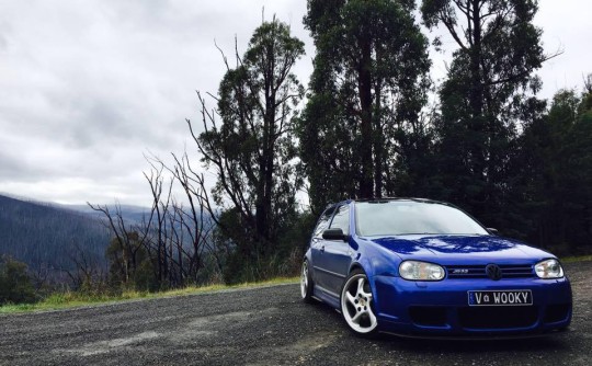 2004 Volkswagen GOLF R32