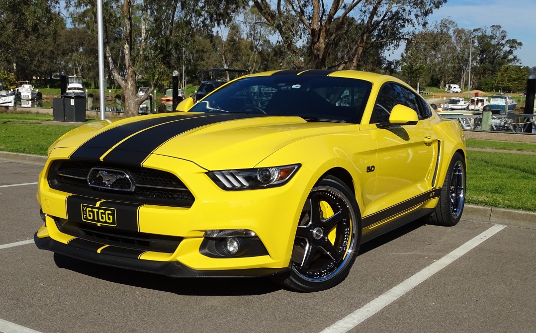 2016 Ford MUSTANG