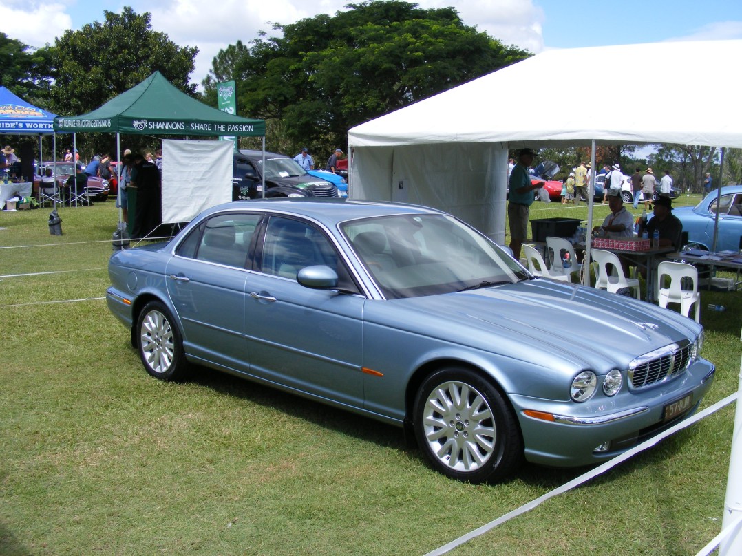 2003 Jaguar X350 XJ8