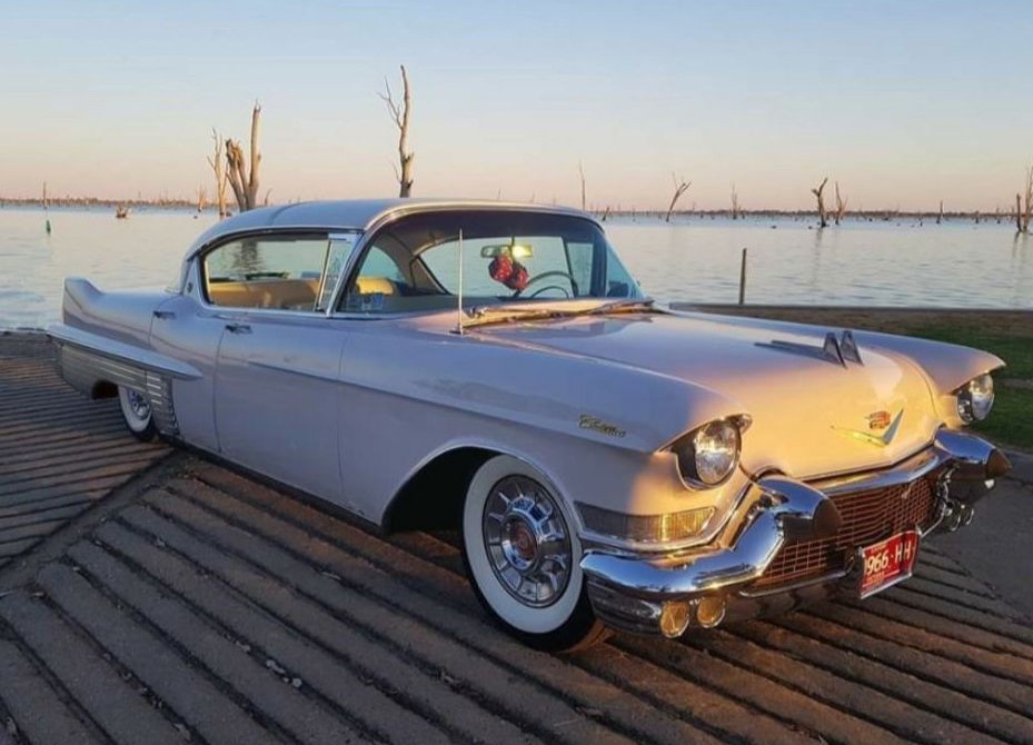 1957 Cadillac Fleetwood