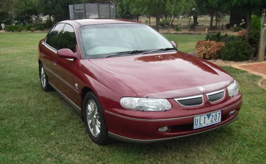 1999 Holden CALAIS Series 2
