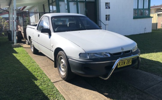 1999 Holden COMMODORE