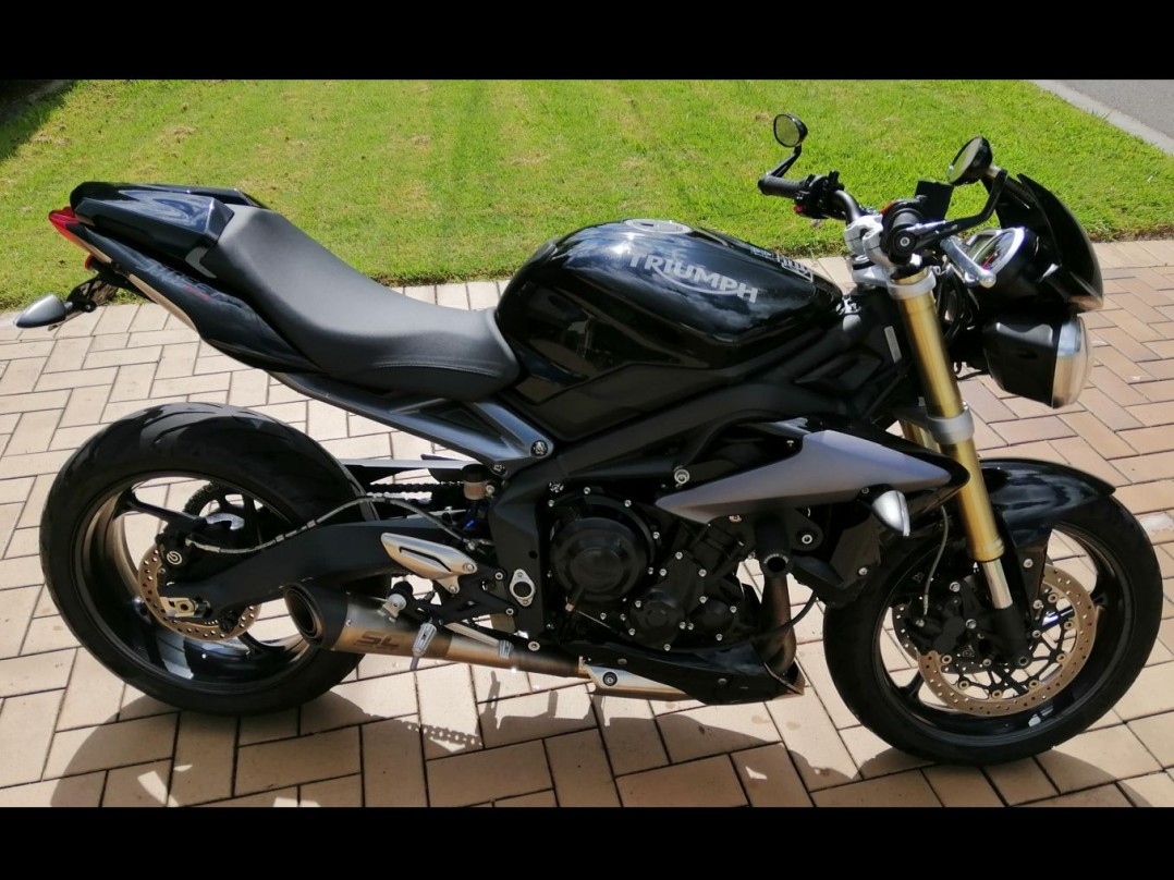 2015 Triumph 675cc STREET TRIPLE